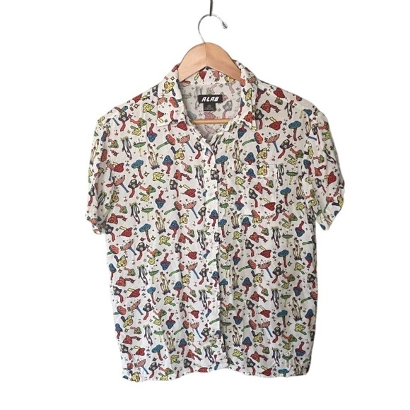 A-Lab Shroomie White Short Sleeve Button Up - Picture 2 of 6